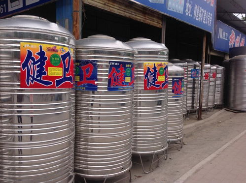 保溫不銹鋼水箱報價與廠家選擇，不銹鋼水箱拉絲工藝解析